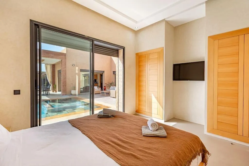 Villa Zina, Elegance Et Luxe,Piscine & Jacuzzi Marrákes 0*,