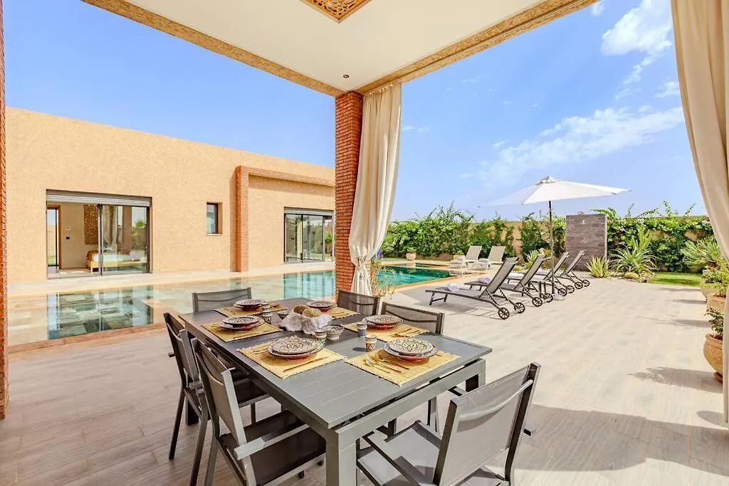 Villa Zina, Elegance Et Luxe,Piscine & Jacuzzi Marrákes 0*,  Marokkó